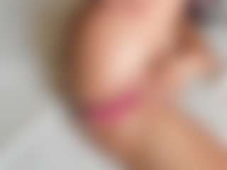 Live cam show with suzysuz - Brown Eyes on eurowanks.com