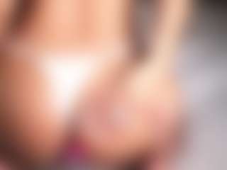 suzysuz's Live Sex Cam Show