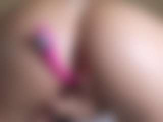 Live cam show with suzysuz - Average on hotwifechat.live