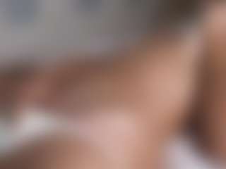 suzysuz's Live Sex Cam Show
