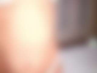 suzysuz's Live Sex Cam Show
