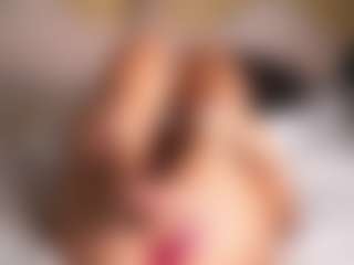 suzysuz's Live Sex Cam Show