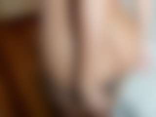 suzysuz's Live Sex Cam Show