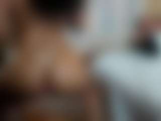 suzysuz's Live Sex Cam Show