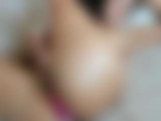suzysuz's Live Sex Cam Show