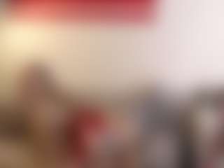 Live cam show with Carol-Gordon - Double Penetration on Gym Cam Girls