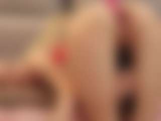 Live cam show with Carol-Gordon - Gagging on slutload