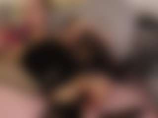 Live cam show with Carol-Gordon - Double Penetration on Dolls Live