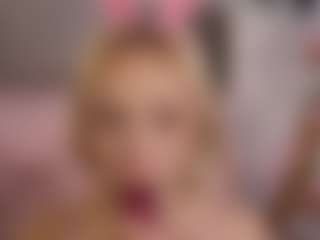 Live cam show with Carol-Gordon - Blue Eyes on Dolls Live