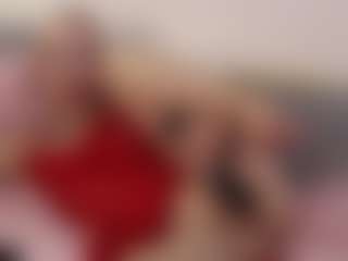 Live cam show with Carol-Gordon - Blue Eyes on SpunkLive