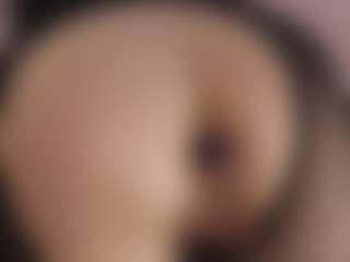 Live cam show with Carol-Gordon - Blue Eyes on Camsoda