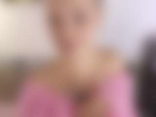 Live cam show with Carol-Gordon - Blue Eyes on Camsoda