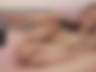 Live cam show with Carol-Gordon - Double Penetration on Mixed Magazine Live