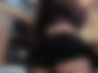 Live cam show with ChannelWhite - Oil on chickslive.net