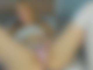 Sensual petite girl foxie's Live Sex Cam Show