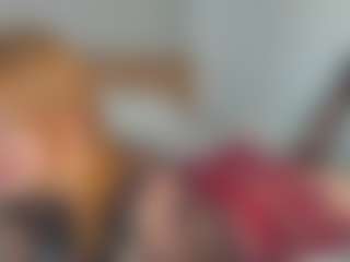 Sensual petite girl foxie's Live Sex Cam Show