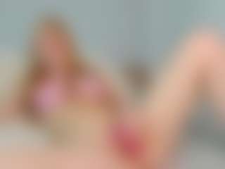 Sensual petite girl foxie's Live Sex Cam Show