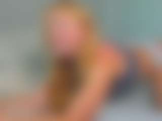 Sensual petite girl foxie's Live Sex Cam Show