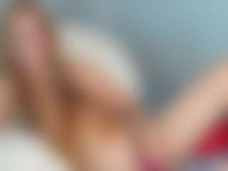 Sensual petite girl foxie's Live Sex Cam Show