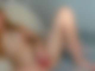 Sensual petite girl foxie's Live Sex Cam Show