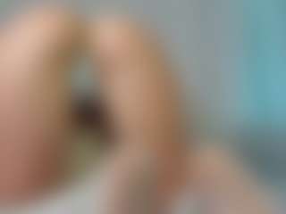 Sensual petite girl foxie's Live Sex Cam Show