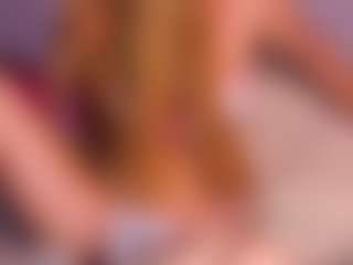 Sensual petite girl foxie's Live Sex Cam Show