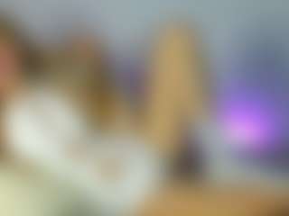 Sensual petite girl foxie's Live Sex Cam Show