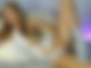 Sensual petite girl foxie's Live Sex Cam Show