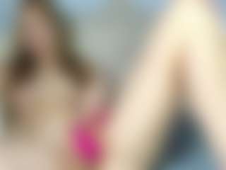 Sensual petite girl foxie's Live Sex Cam Show