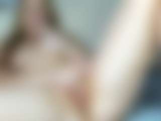Sensual petite girl foxie's Live Sex Cam Show