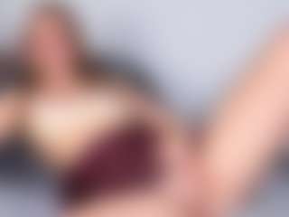 Sensual petite girl foxie's Live Sex Cam Show