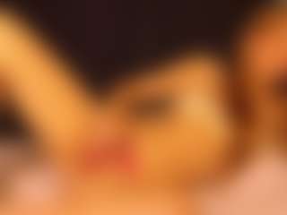 Sensual petite girl foxie's Live Sex Cam Show