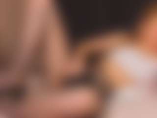 Sensual petite girl foxie's Live Sex Cam Show