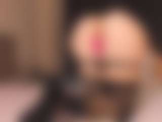 Sensual petite girl foxie's Live Sex Cam Show