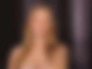 Sensual petite girl foxie's Live Sex Cam Show