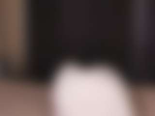 Sensual petite girl foxie's Live Sex Cam Show