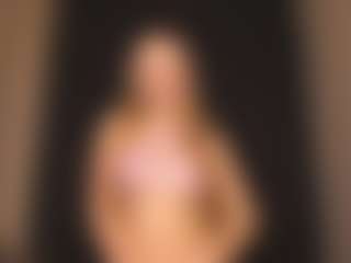 Sensual petite girl foxie's Live Sex Cam Show