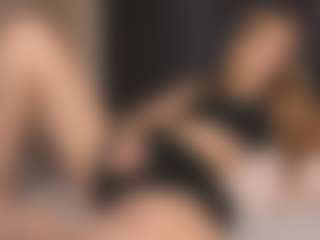 Sensual petite girl foxie's Live Sex Cam Show