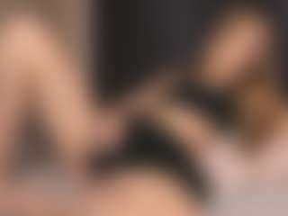 Sensual petite girl foxie's Live Sex Cam Show