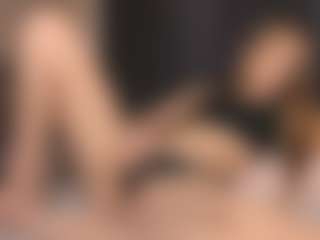 Sensual petite girl foxie's Live Sex Cam Show