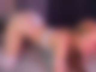 Sensual petite girl foxie's Live Sex Cam Show