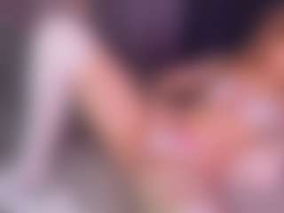 Sensual petite girl foxie's Live Sex Cam Show