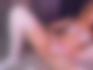 Sensual petite girl foxie's Live Sex Cam Show