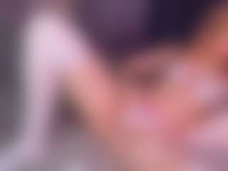 Sensual petite girl foxie's Live Sex Cam Show