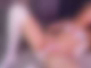 Sensual petite girl foxie's Live Sex Cam Show