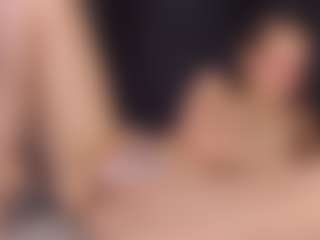 Sensual petite girl foxie's Live Sex Cam Show