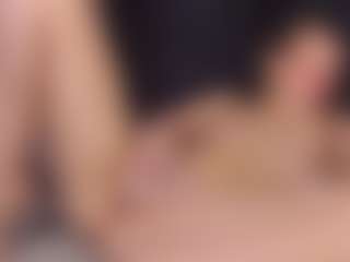 Sensual petite girl foxie's Live Sex Cam Show