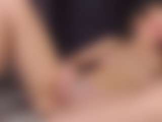 Sensual petite girl foxie's Live Sex Cam Show