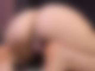 Sensual petite girl foxie's Live Sex Cam Show
