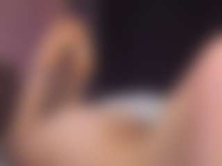 Sensual petite girl foxie's Live Sex Cam Show